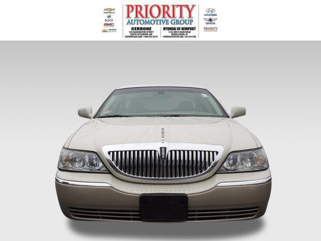 2006 lincoln town car designer series designer series 4dr sedan for sale in middletown, rhode island