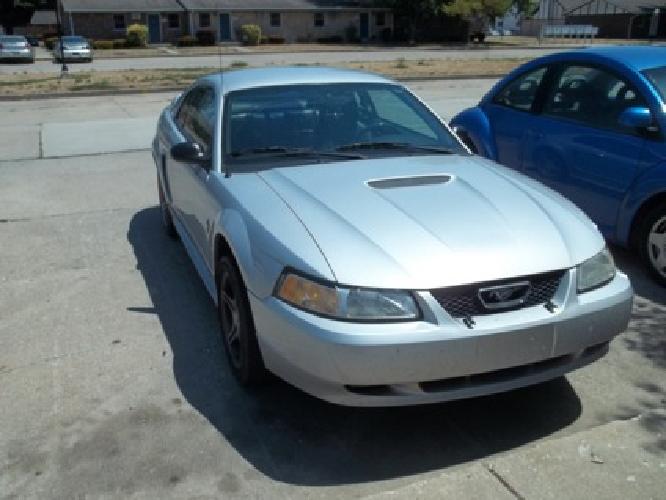 2000 ford mustang in terre haute, in