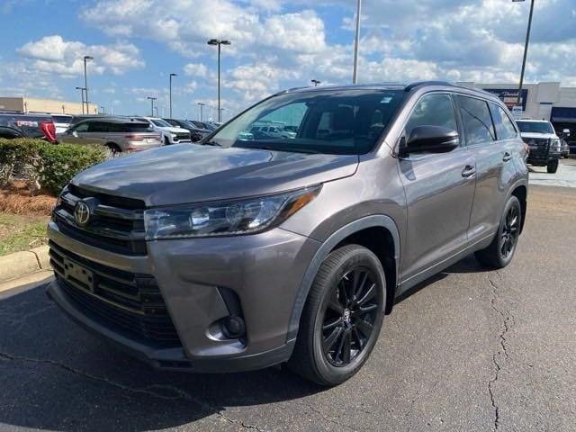 2019 toyota highlander in brandon, mississippi
