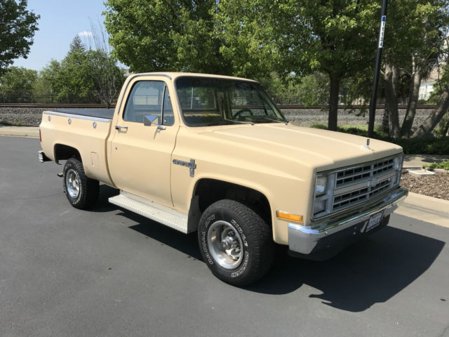 1983 chevy short bed 4x4 rust free low miles