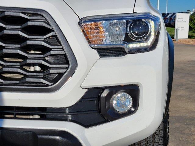 2023 toyota tacoma trd sport