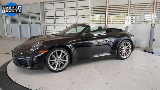 2022 porsche 911 carrera