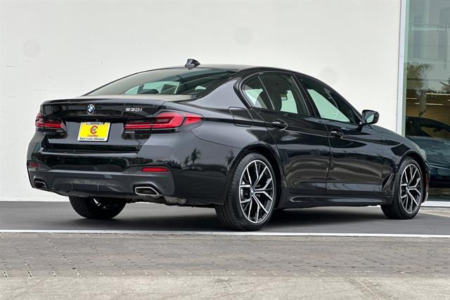 2021 bmw 530 530i