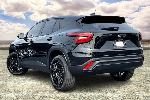 2025 chevrolet trax ls