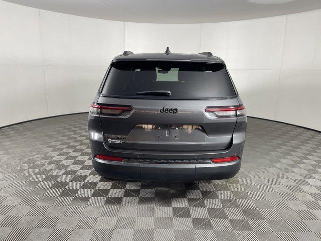 2022 jeep grand cherokee l altitude