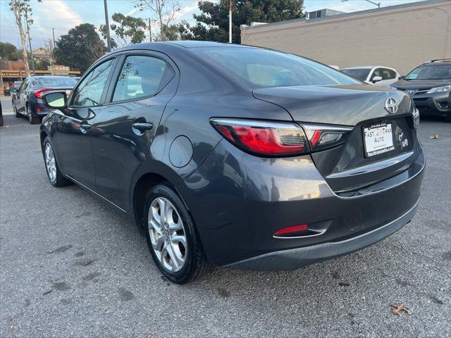 2016 scion ia base 4dr sedan 6a