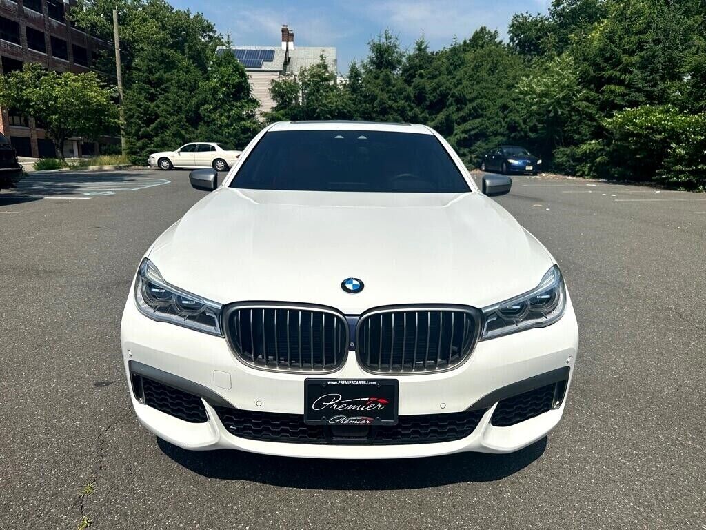 2019 bmw 7-series m760i xdrive