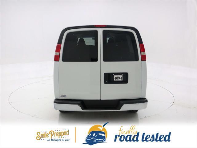 2016 chevrolet express 3500 lt