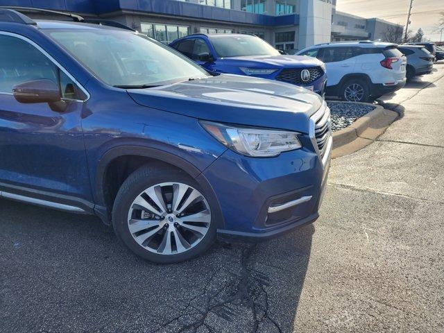 2022 subaru ascent limited 8-passenger