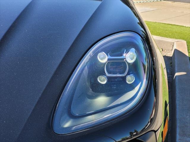 2019 porsche macan base
