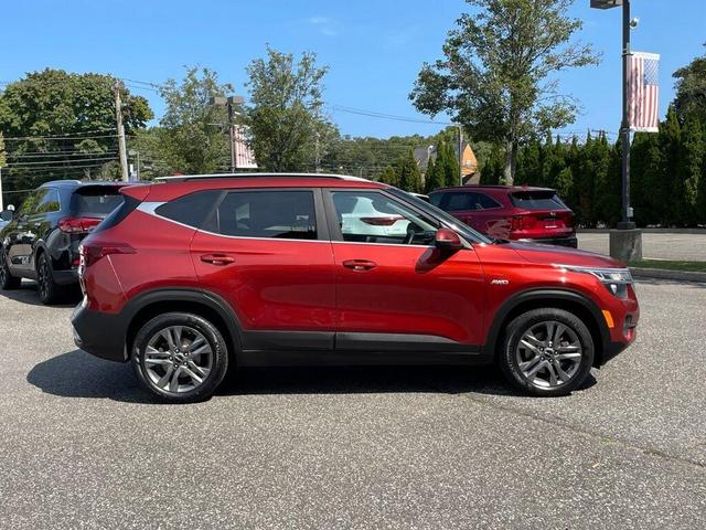2022 kia seltos s