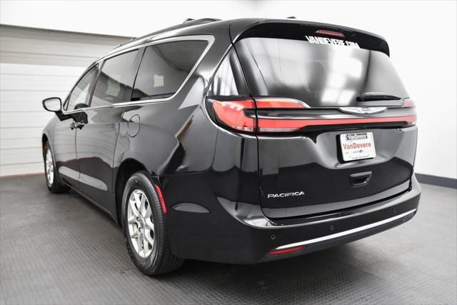 2022 chrysler pacifica touring l