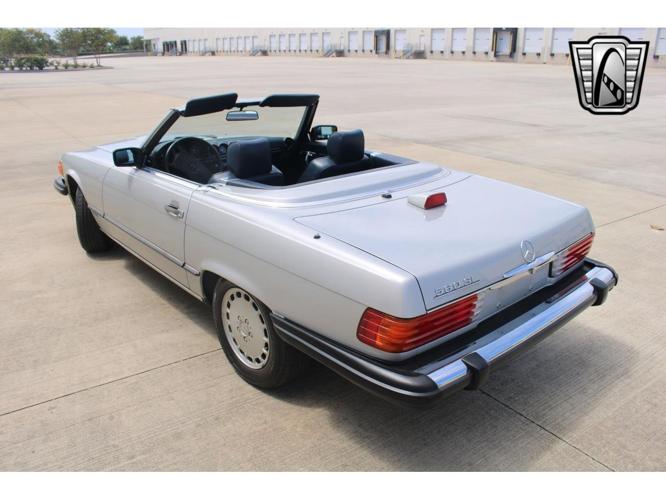 1987 mercedes-benz sl-class in o'fallon, illinois