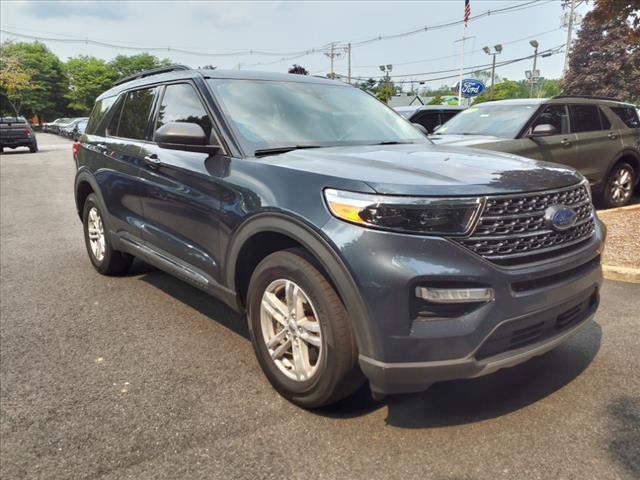 2022 ford explorer xlt