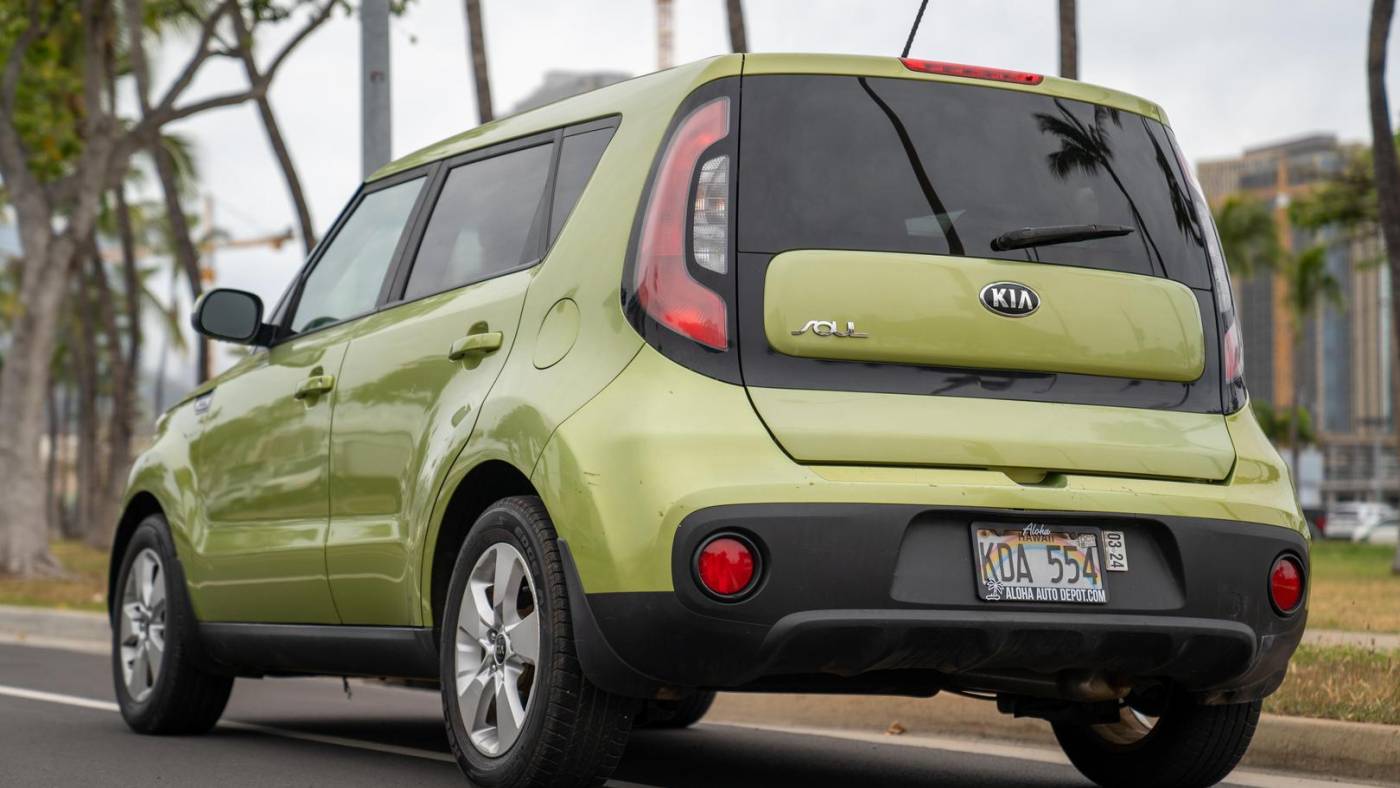 2017 kia soul base