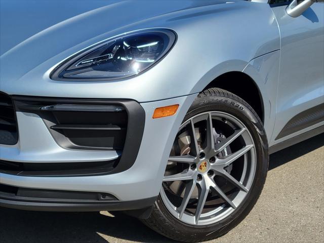 2024 porsche macan base