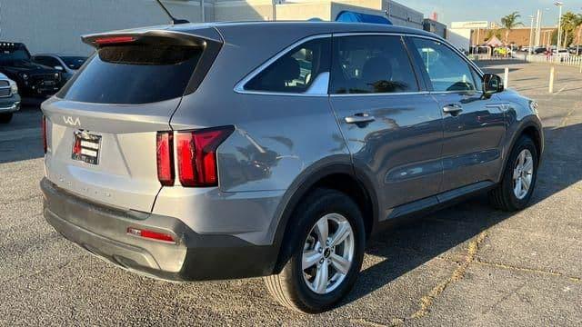 2022 kia sorento lx in bakersfield, california