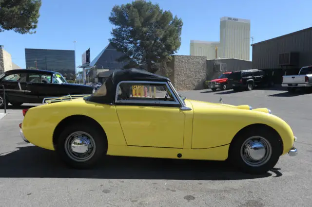 love this face ! 1959 bug eye austin healey sprite - solid - runs like a champ