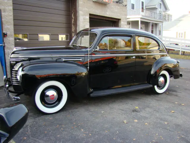 1940 plymouth dlx coupe