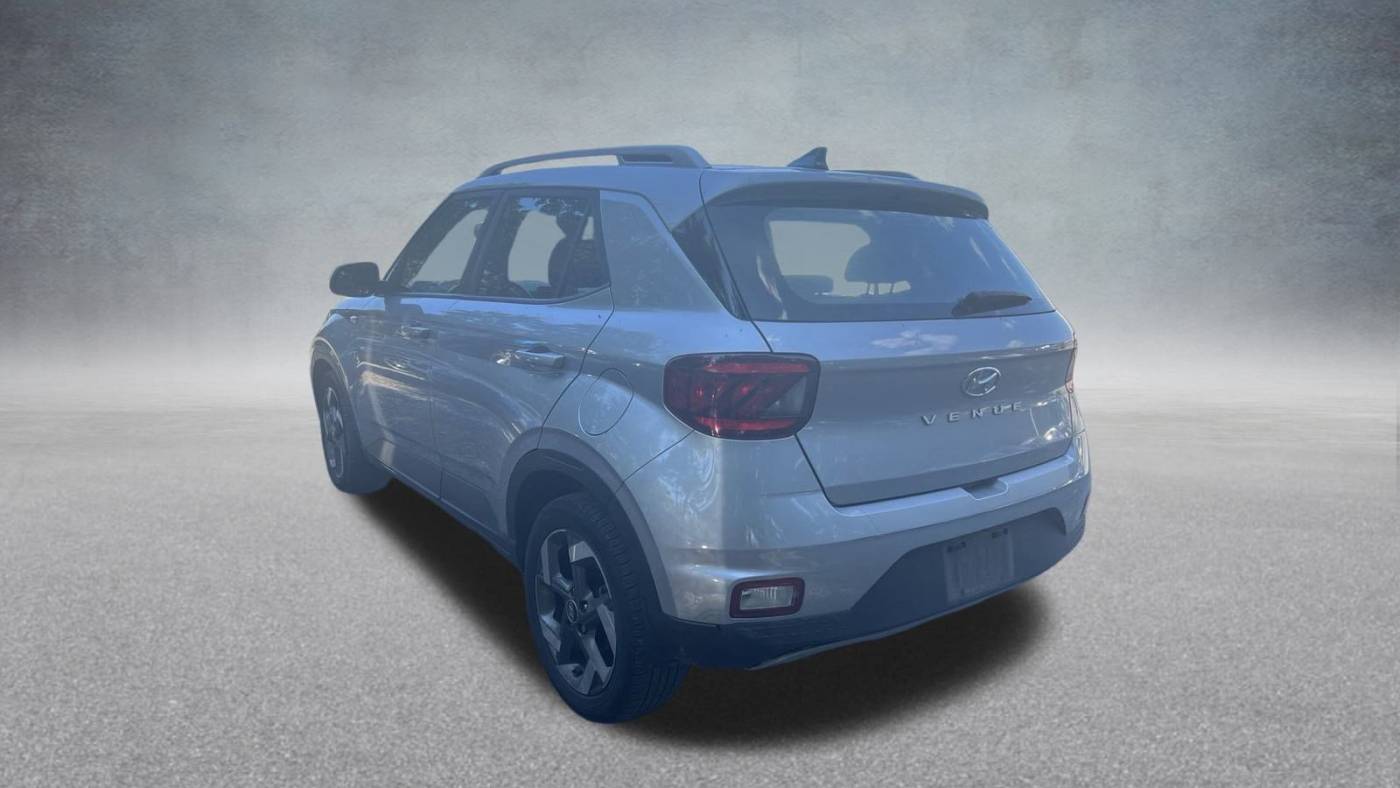 2022 hyundai venue sel