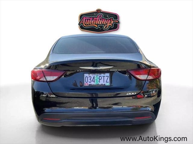 2016 chrysler 200 lx