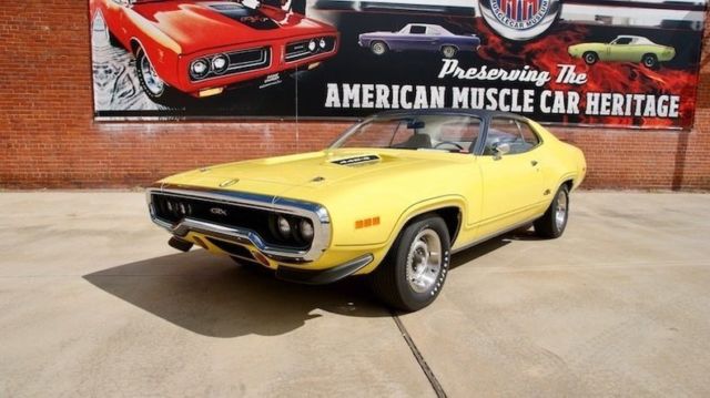top banana yellow 1971plymouthgtx440 3x2bbl six pack727 auto console for sale!