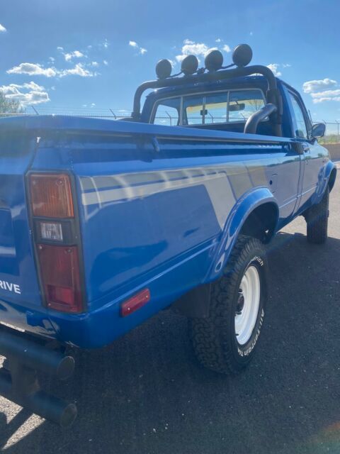 1982 toyota pickup pickup blue 4wd manual rn48