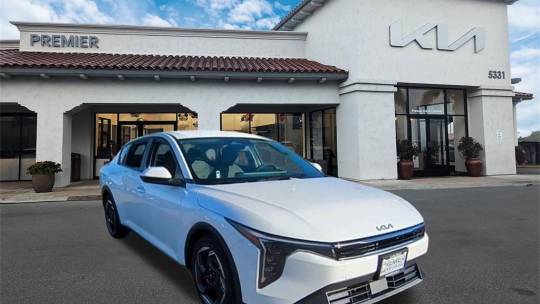 2025 Kia K4
