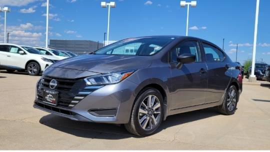 2024 nissan versa s