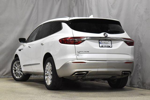 2021 buick enclave essence
