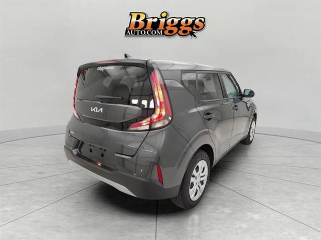 2024 kia soul lx