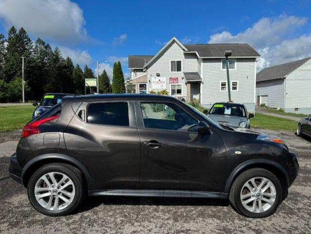 2013 nissan juke sv