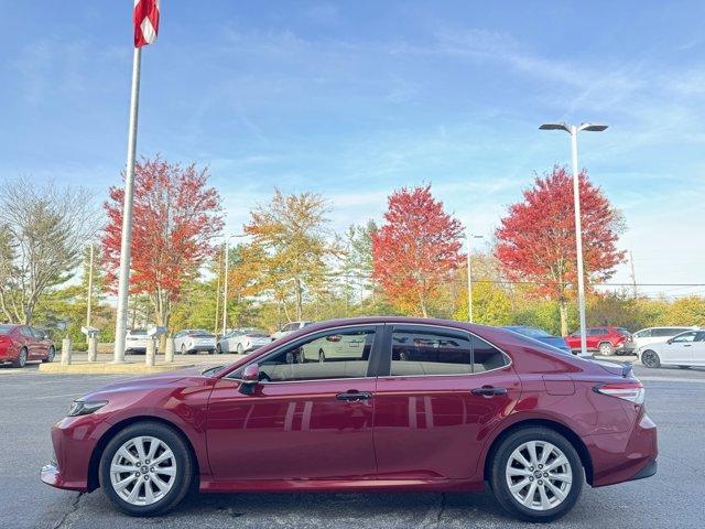 2018 toyota camry le