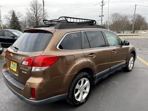 2013 subaru outback 2.5i premium in clio, michigan