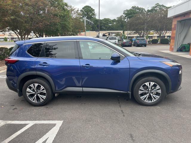 2021 nissan rogue sv