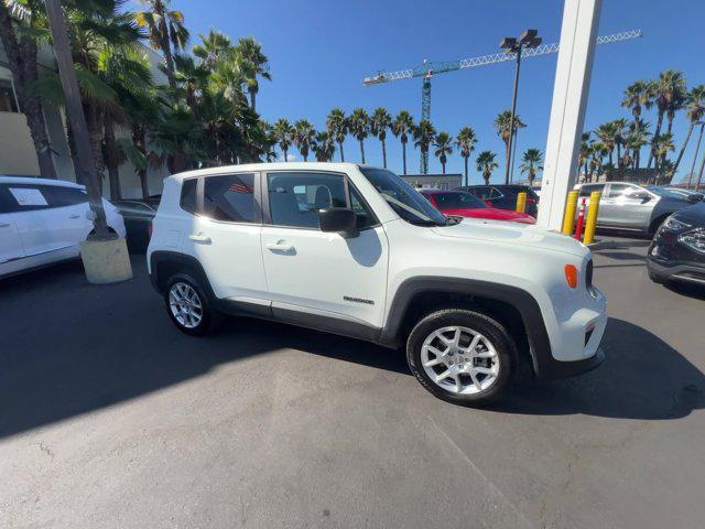 2023 jeep renegade latitude