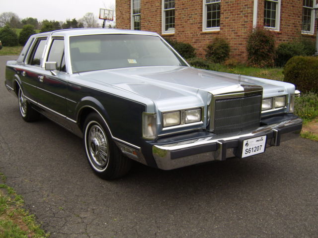 1988 lincoln town car signature series with 46,600 original miles