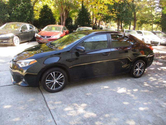2016 toyota corolla le plus