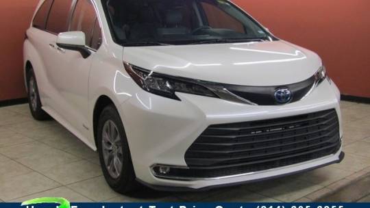 2021 toyota sienna