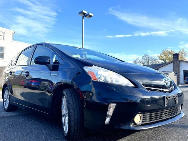 2013 toyota prius v five