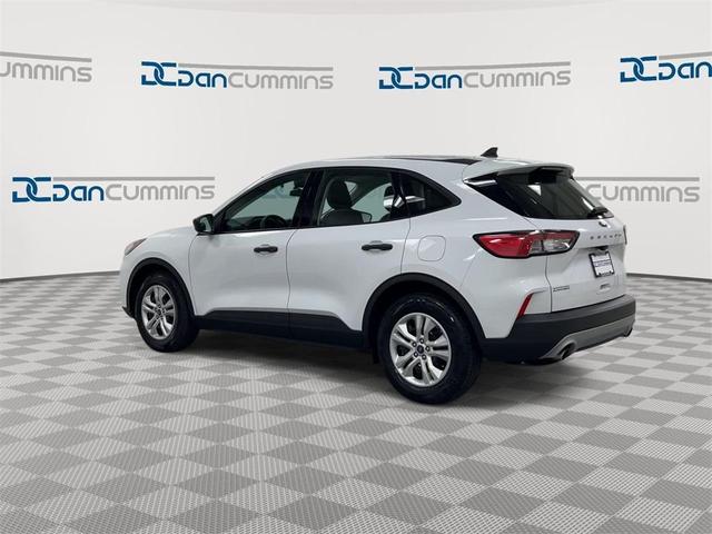 2022 ford escape s