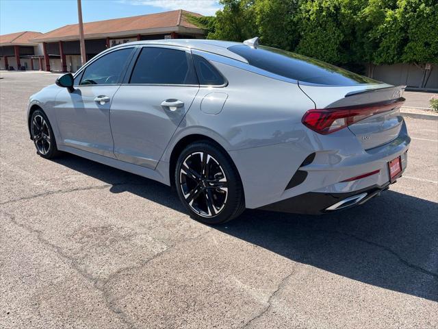2022 kia k5 gt-line