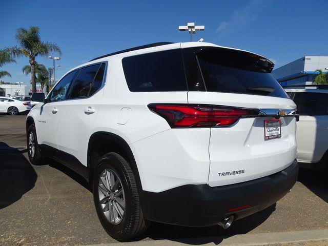 2023 chevrolet traverse lt cloth