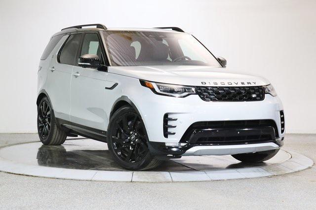 2022 land rover discovery p360 s r-dynamic
