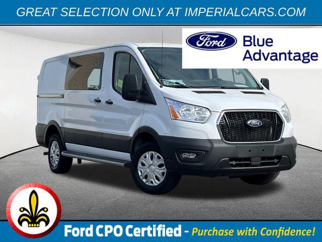 2022 ford transit-150 base
