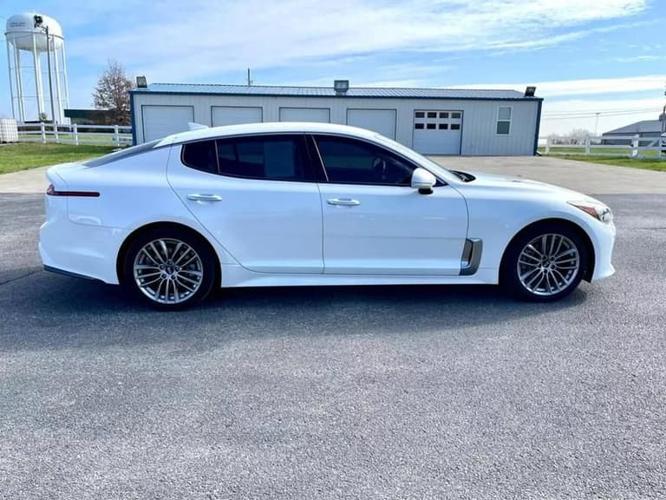 2018 kia stinger sedan 4d in nicholasville, kentucky