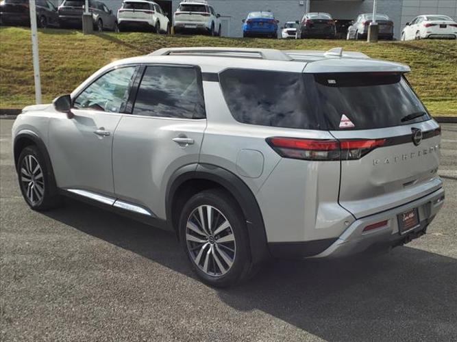 used 2022 nissan pathfinder platinum 4wd