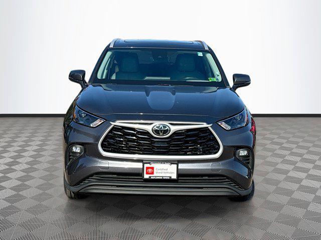 2022 toyota highlander xle