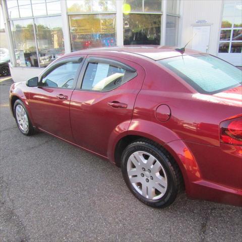2014 dodge avenger se