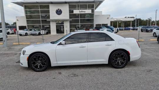 2019 Chrysler 300